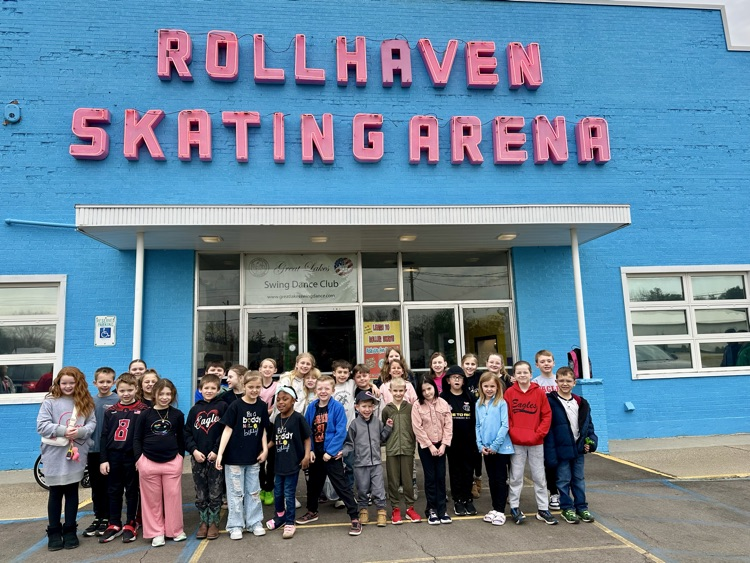 Hyatt's peer buddies and Unified group had an awesome time working together on the STEM Rollhaven Field Trip! 