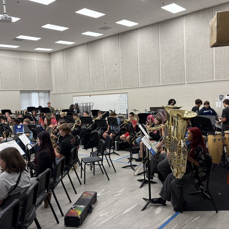 band kids practicing 