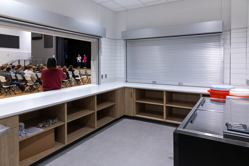 Interior photo of the bar in the Lindsay Event Center.