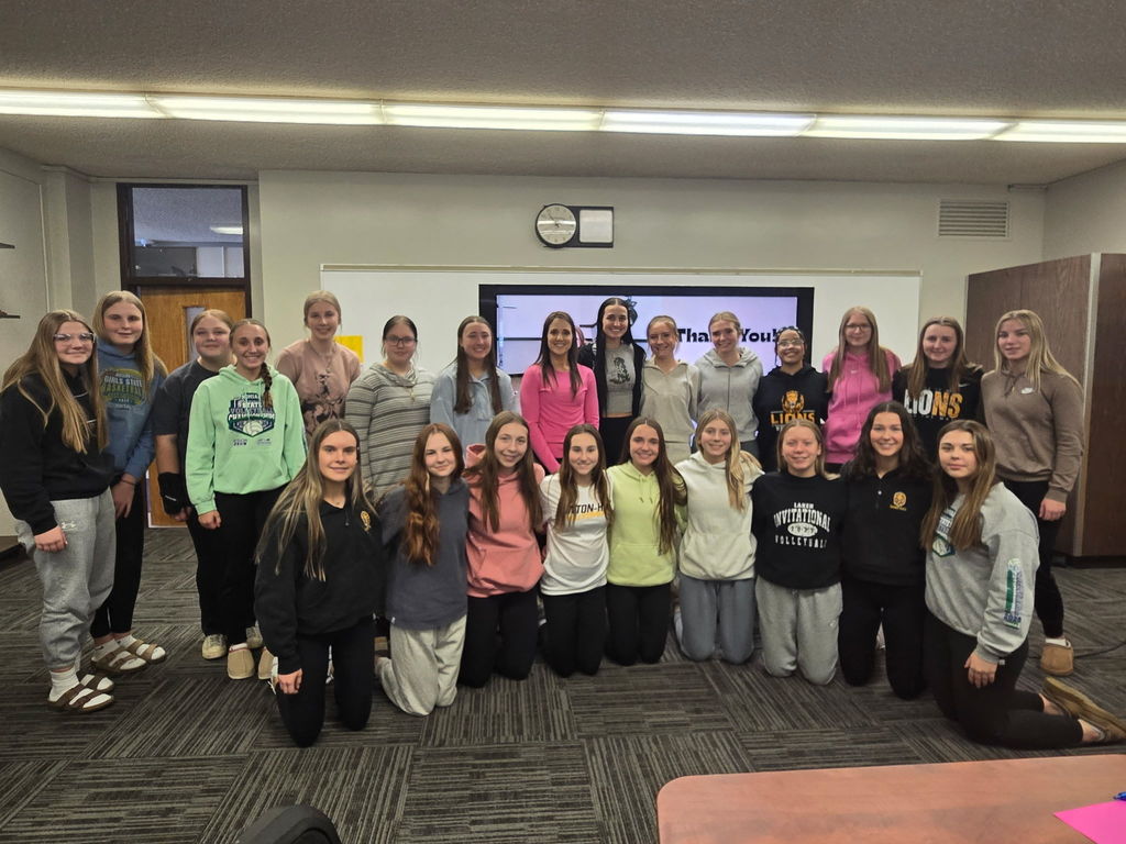 Group of HS Girls in room 