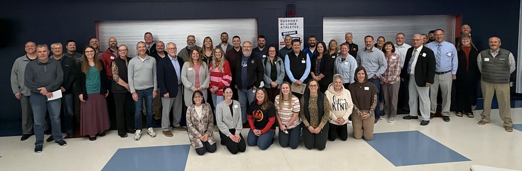 Group Picture - Round Table Discussion