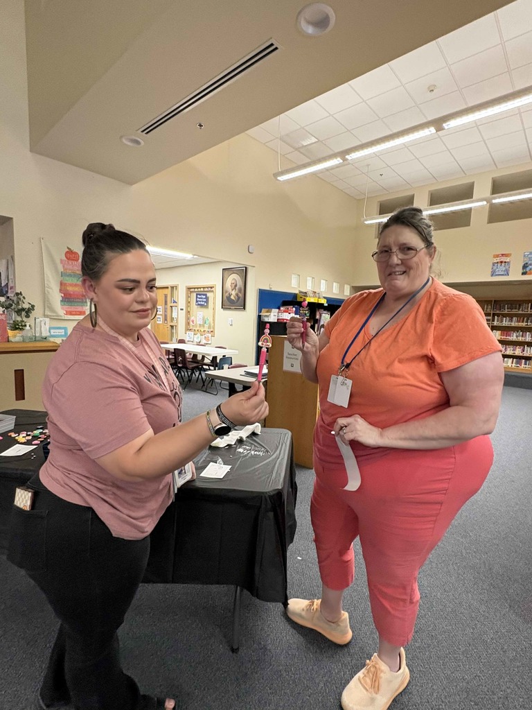 teachers building pens