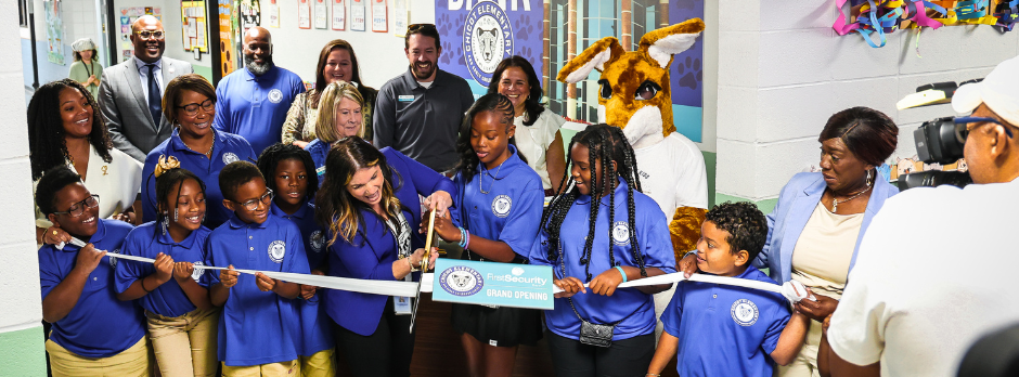LRSD joined First Security Bank, students, staff, families, and community members to celebrate the ribbon-cutting for the Bank at Chicot Elementary. 