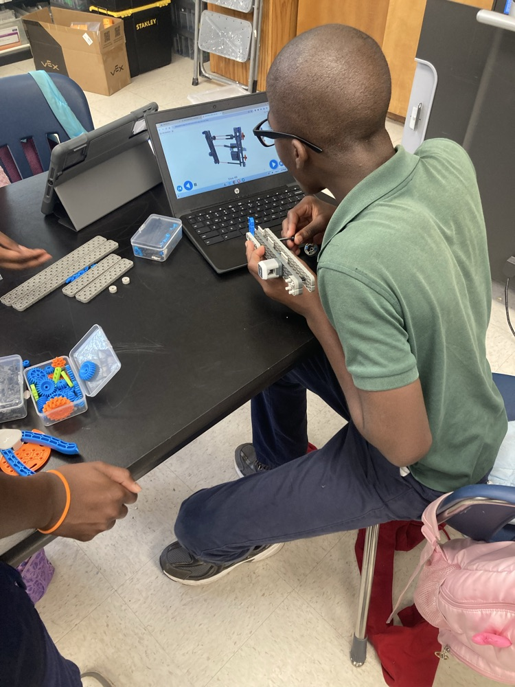 FHSA 3rd grade and robotics