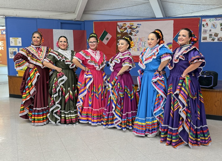 Pre K 4 and the Ballet Folklorico PerLas De Mexico Dancing Ladies.