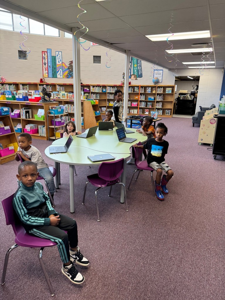 4th Graders helping Kindergarten