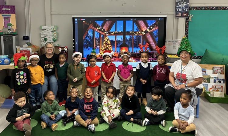 Holiday hats & headgear!