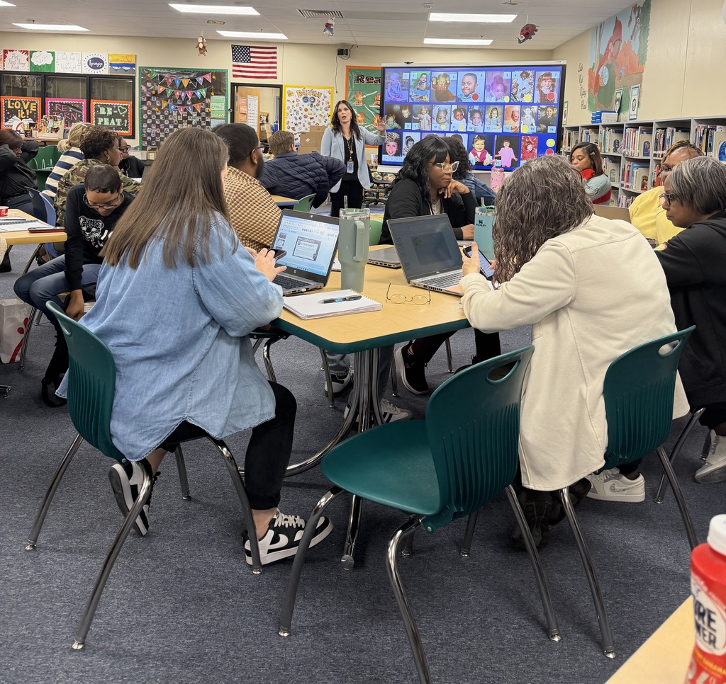 Image of teachers working.