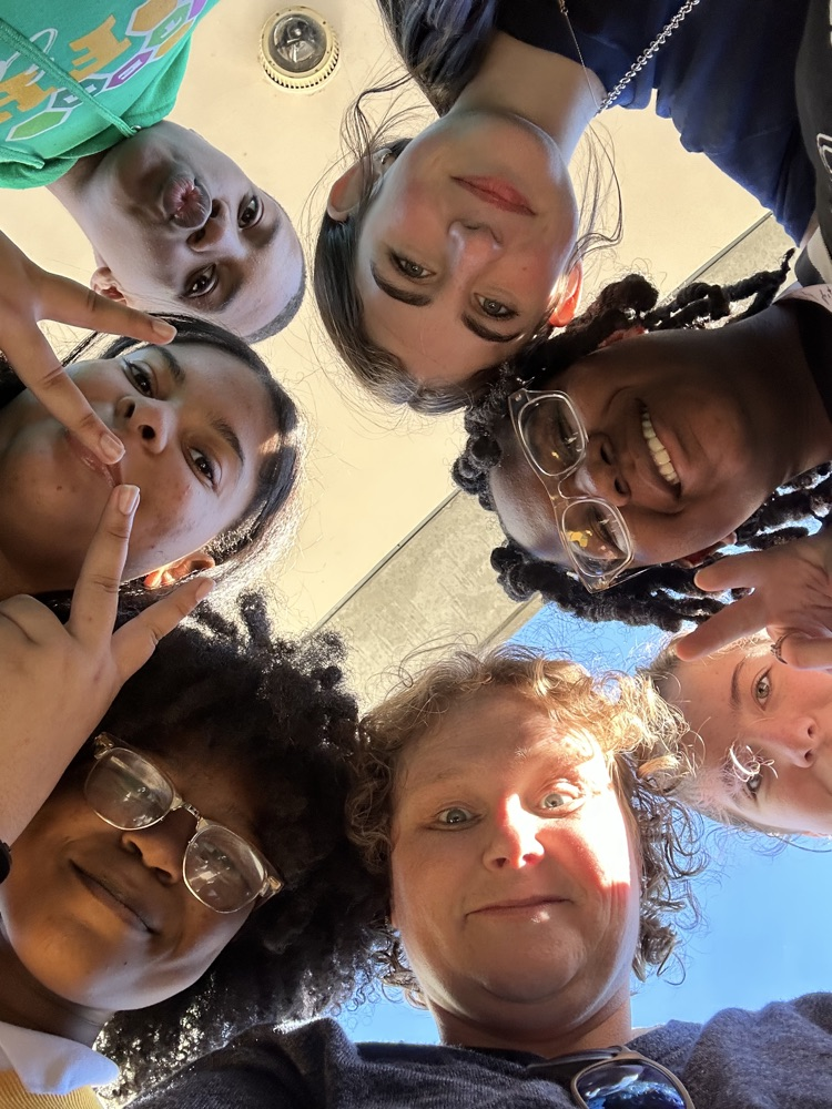 Our 8th graders made the most of their adventure at Crystal Bridges! From art and architecture to hands-on fun, they soaked up every moment! 🎨✨