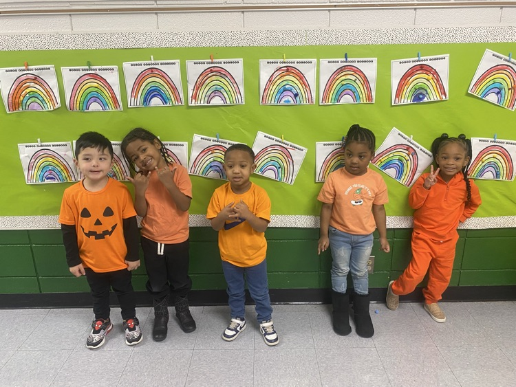 Ms. Slyter’s adorable orange wearing PK3 class!