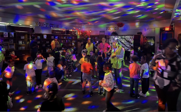 Romine ECC PTA winners Glow Party Pictures