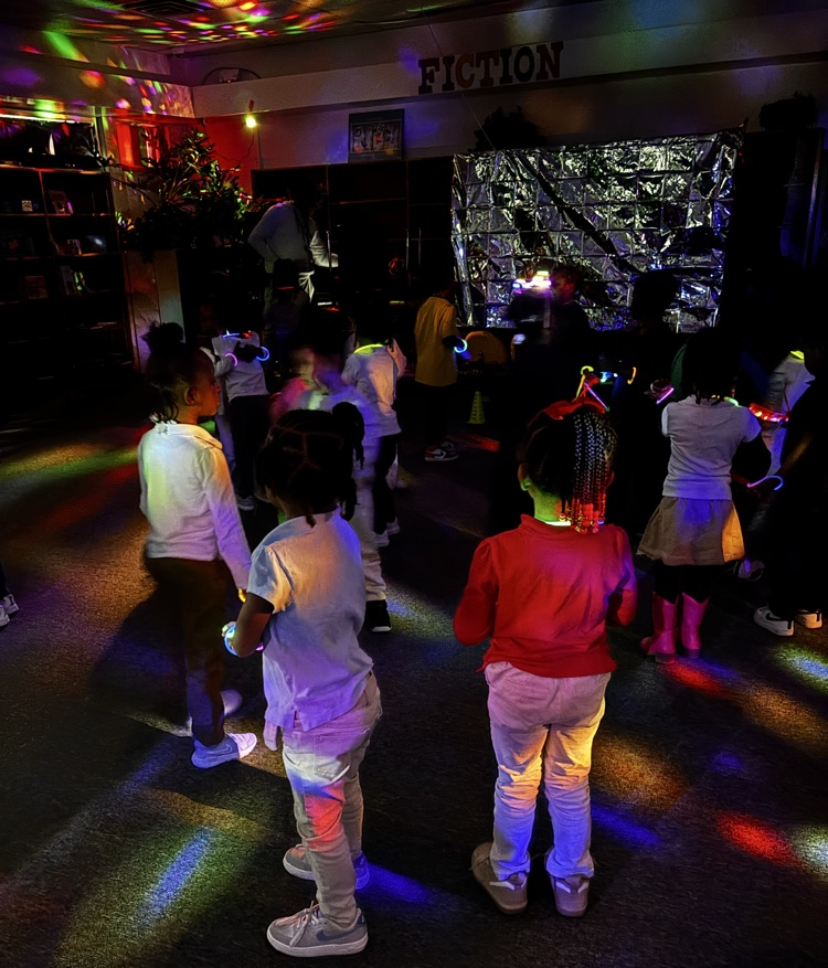 Romine ECC PTA winners Glow Party Pictures