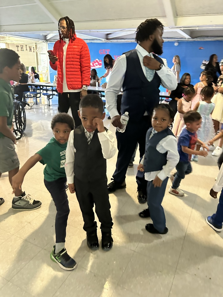 Romine ECC Sneaker Ball 2026