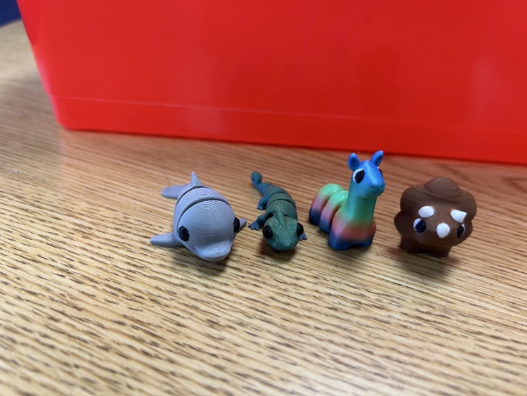 Various 3D printed items