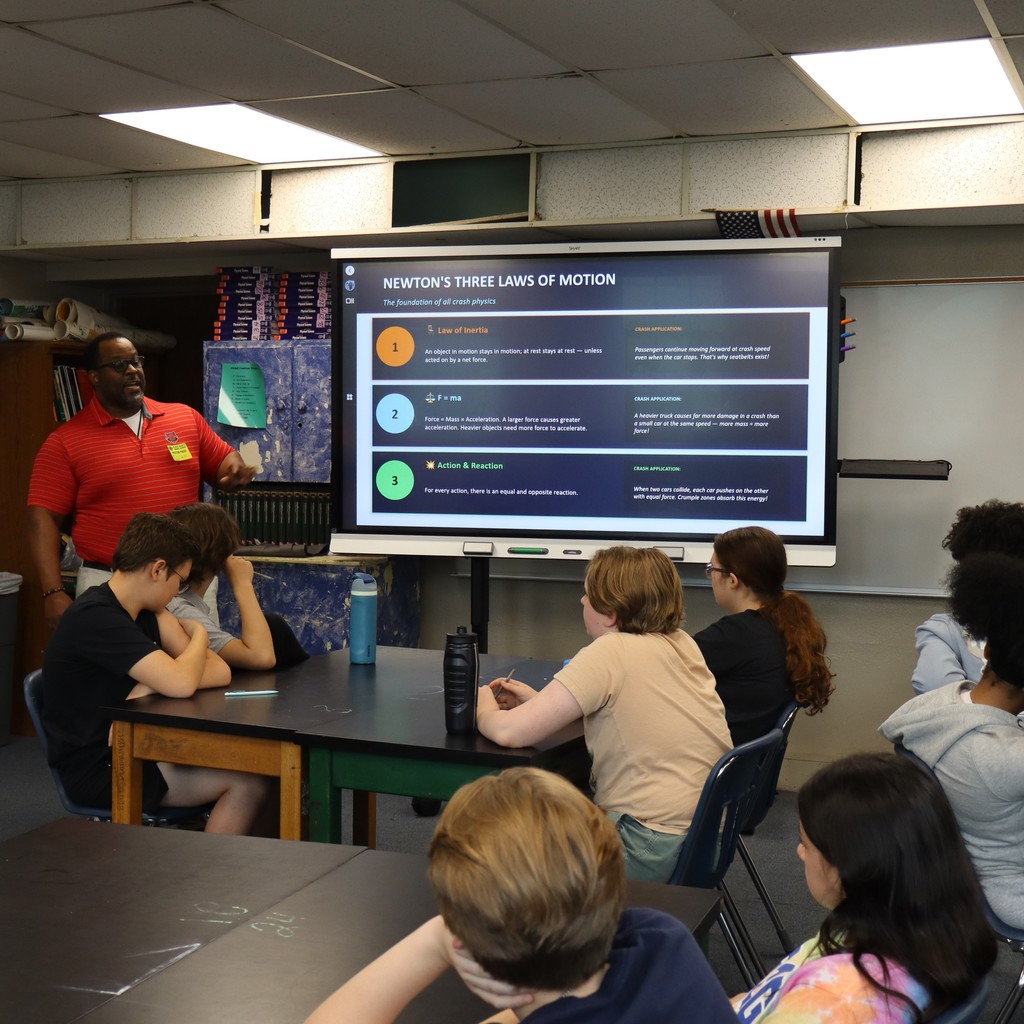Sgt. Scott presenting to physical science students