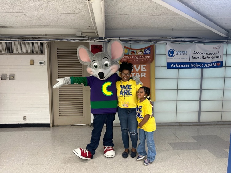 Chuck E. cheese fun