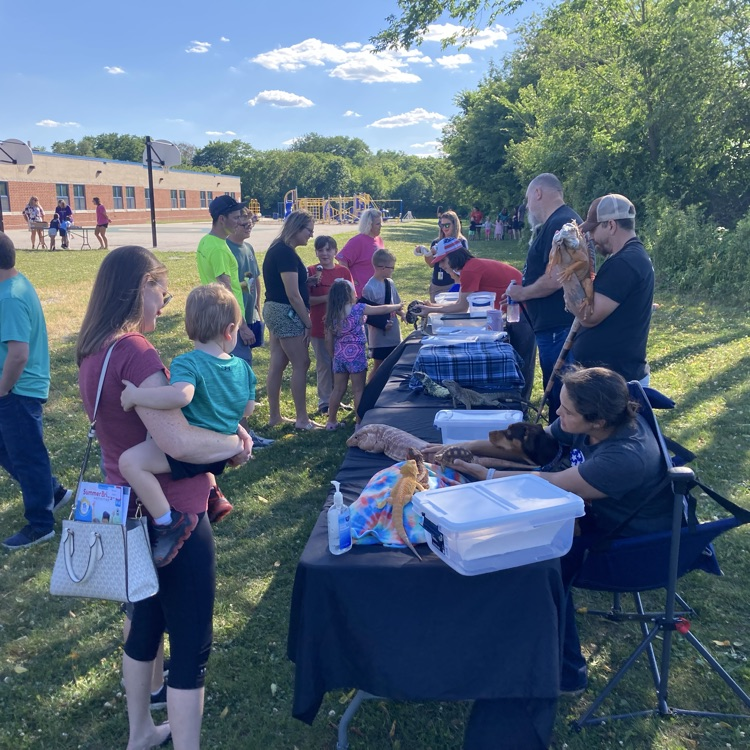 Summer fun at the June kindergarten night!