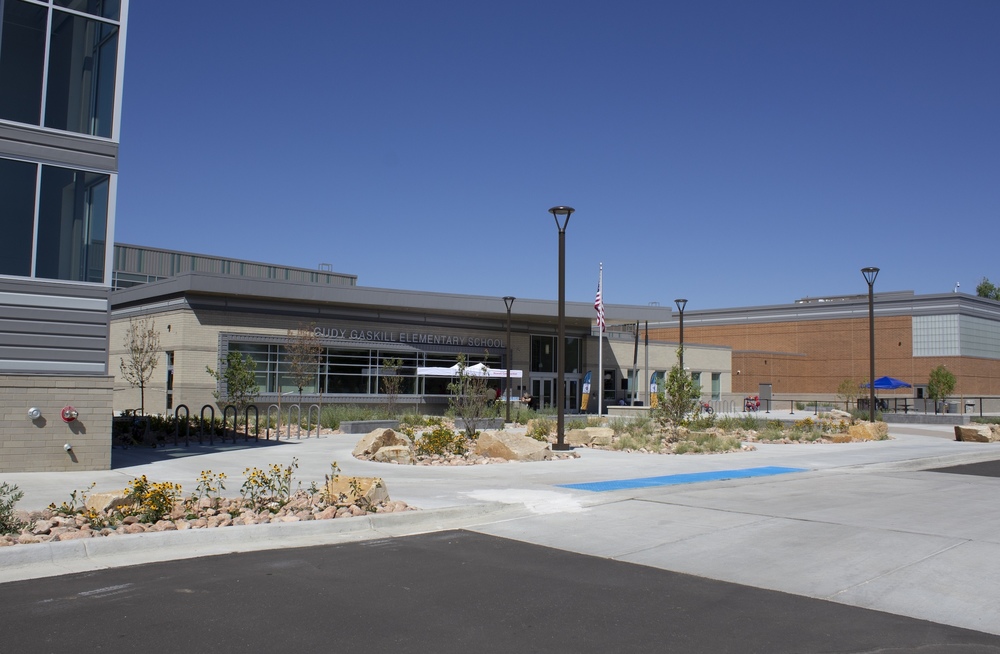 Front entrance of Gudy Gaskill Elementary School on a sunny afternoon