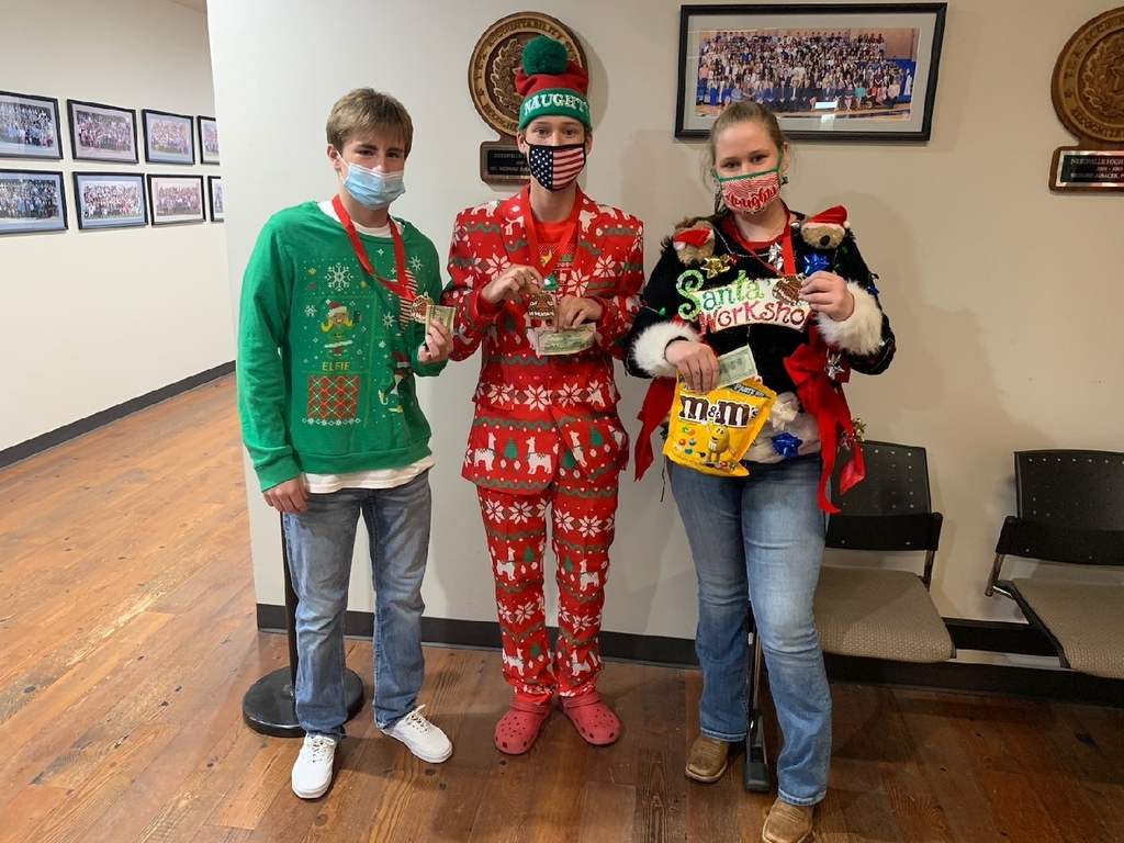 students ugly sweater