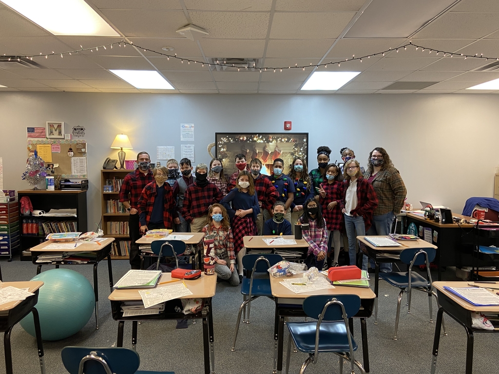 Class with masks and flannels on