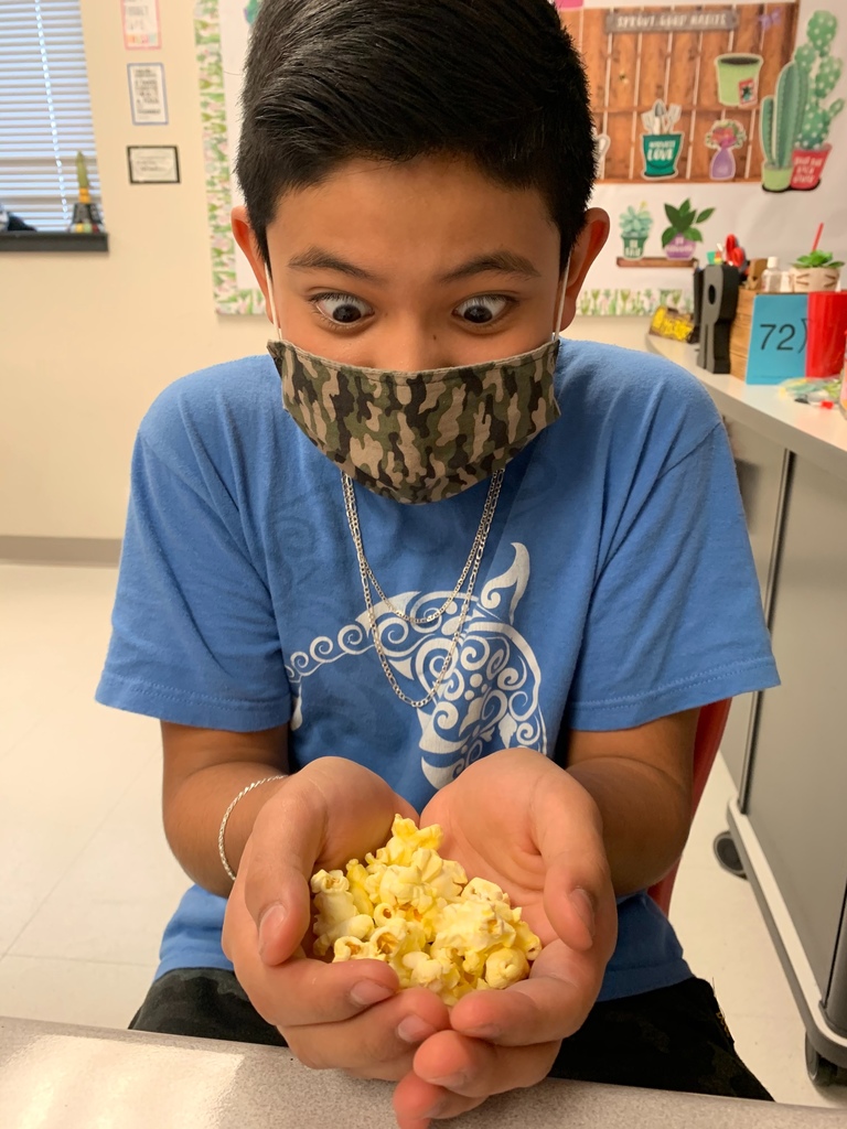 Did you get to celebrate National Popcorn Day??? Catalayah was poppin' to celebrate!