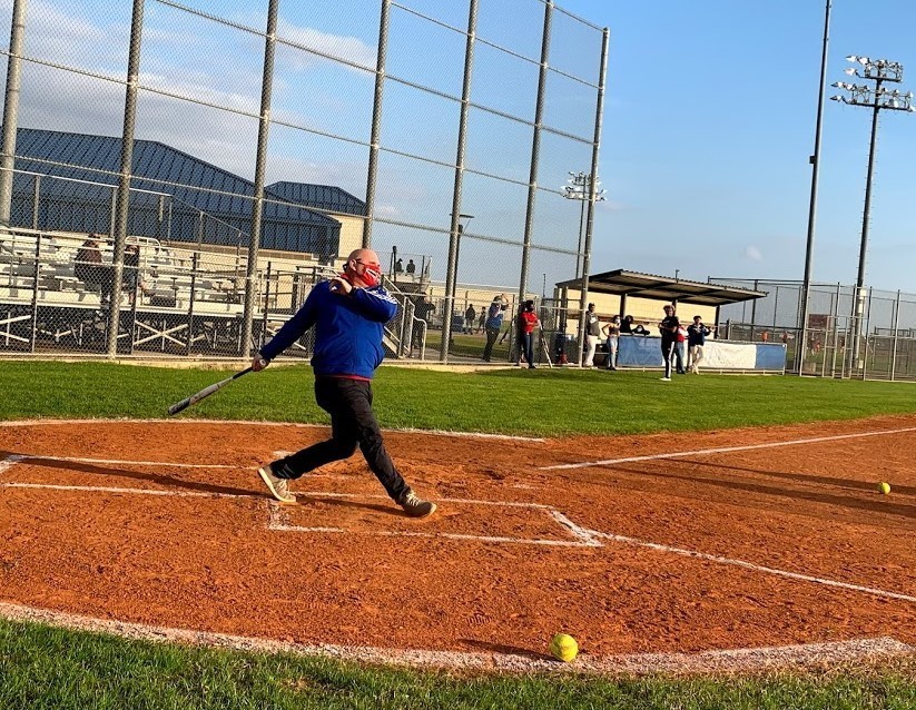 Congratulations to RHS Assistant Principal Jorge Garza, winner of the 2021 Homerun Derby! 