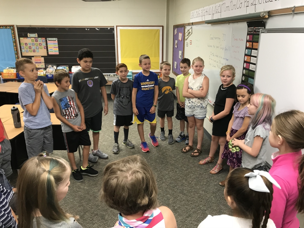 Mr. Molsberry’s third grade class.