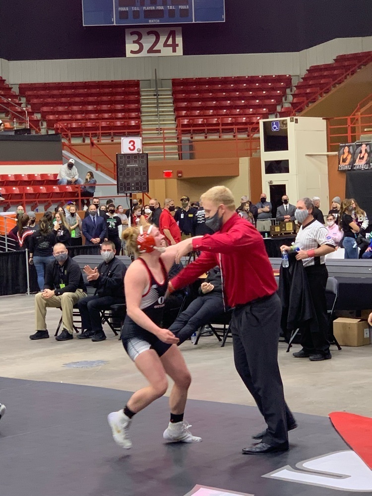 girls wrestling