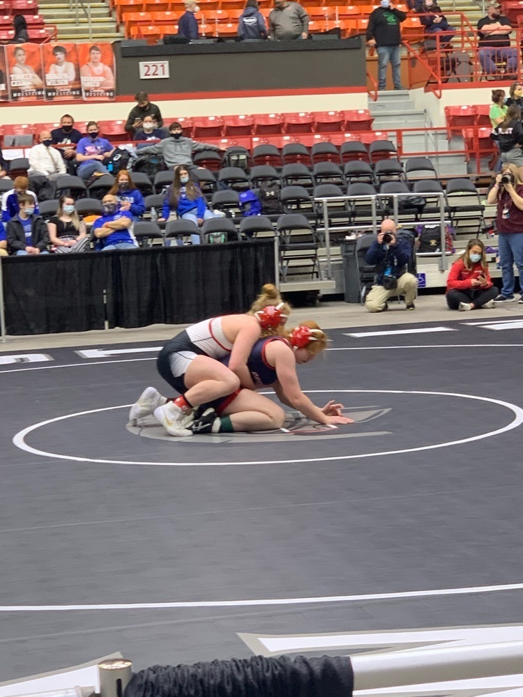 girls wrestling