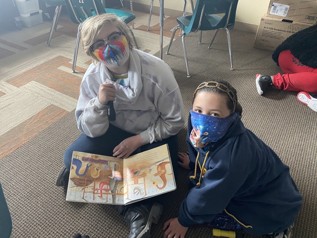 Reading together at Manse Elementary