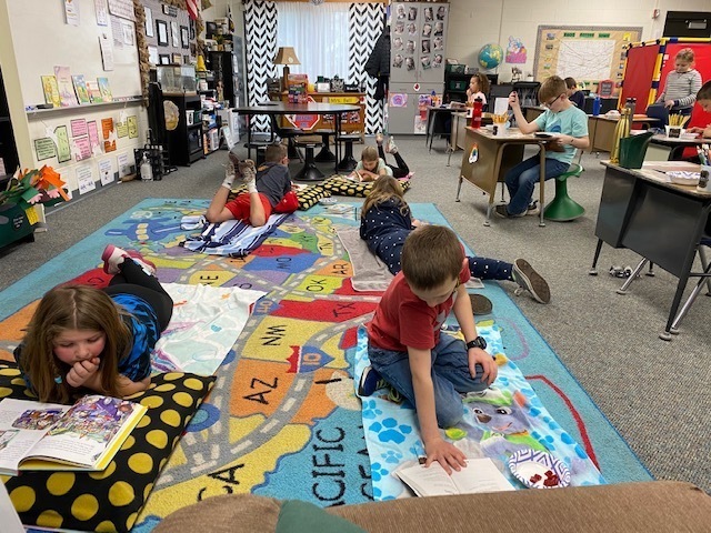 Students enjoy snacks during PBIS Read and Feed