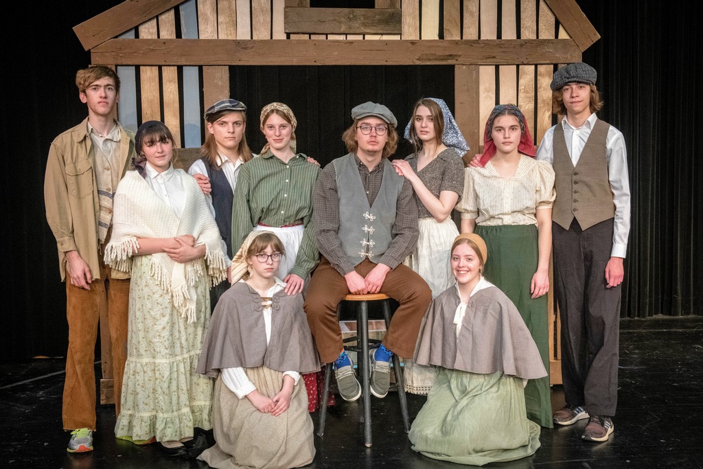 front row: Em Marner (Sprintze, Student Director) Ava Pence (Bielke). Back row: Sam Yoder (Fyedka), Avery Slaubaugh (Chava), Gavin Frascht (Perchik), Liv Caskey (Hodel), Cooper Thomas (Tevye), Kyra Helmuth (Golde), Elizabeth Meader (Tzeitel), and Haydon Bailey (Motel).