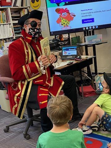 Pinckney Pirate reads