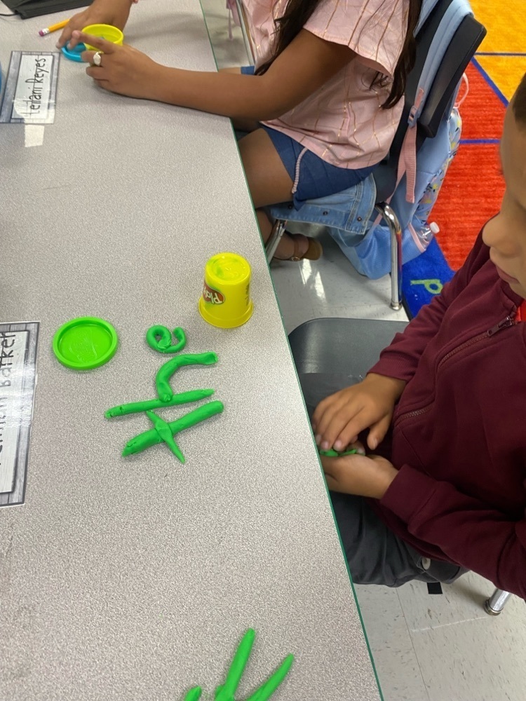 Ureste’s class with Play Dough 