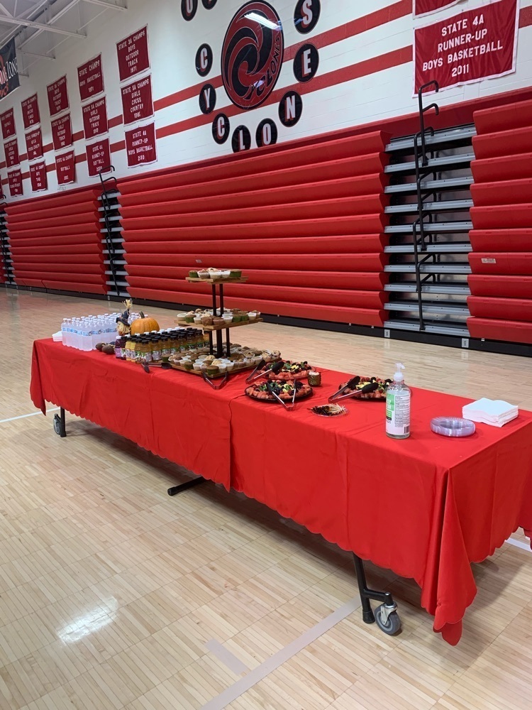 table of food 