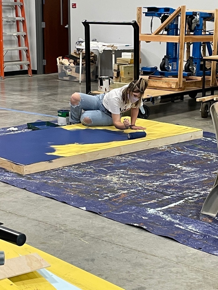 student painting 