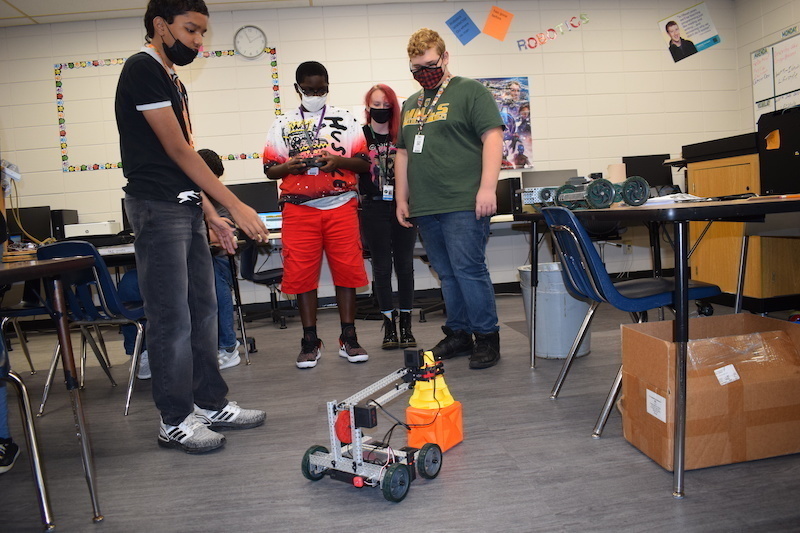 mills middle robotics