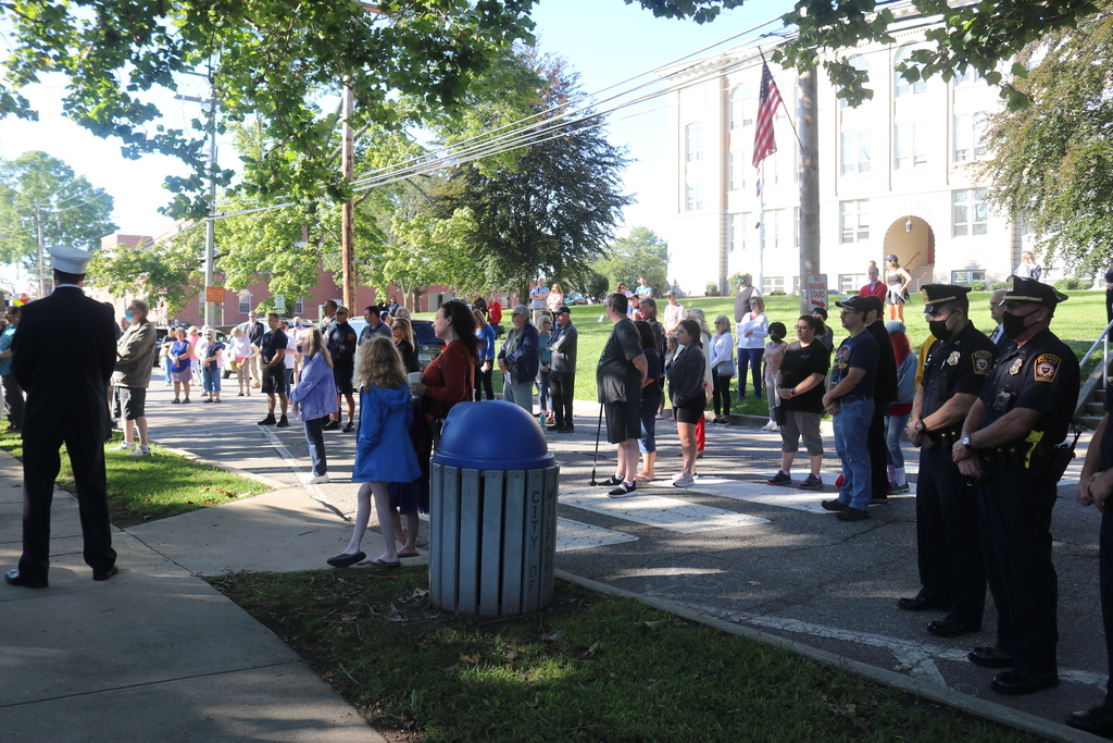 milford ct 9-11 crowd on street