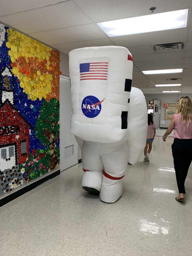 Astronaut visit at Roosa