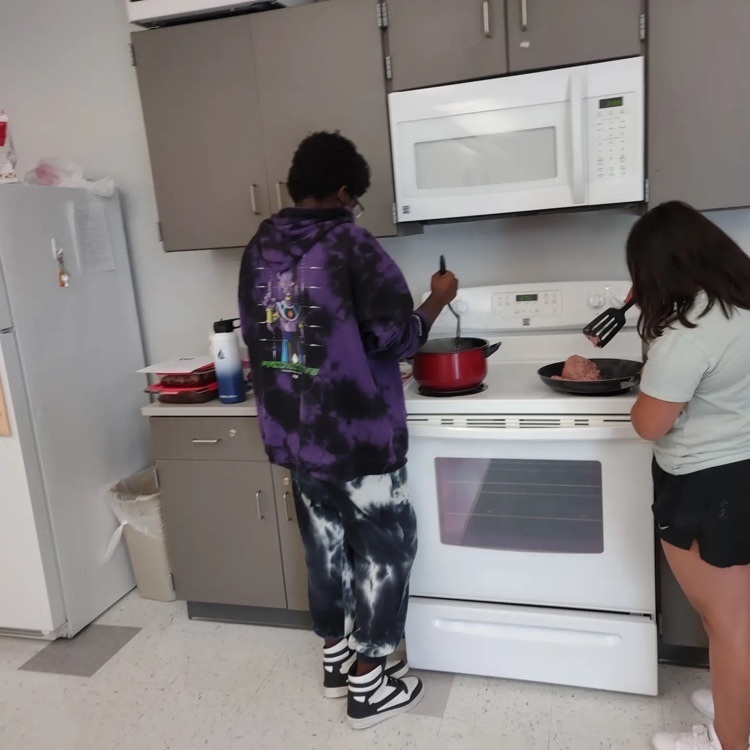 students cooking 