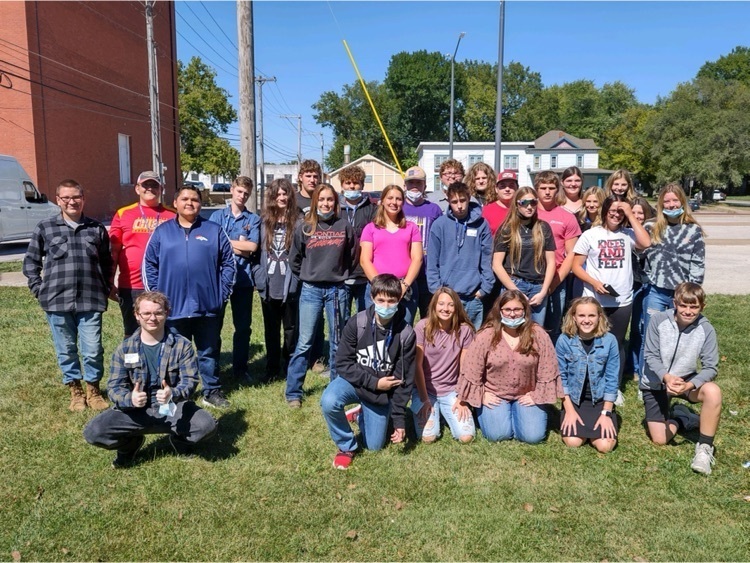 students posing for a picture 