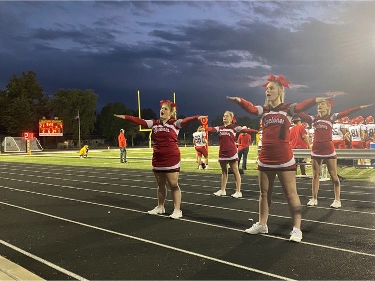 girls cheering 