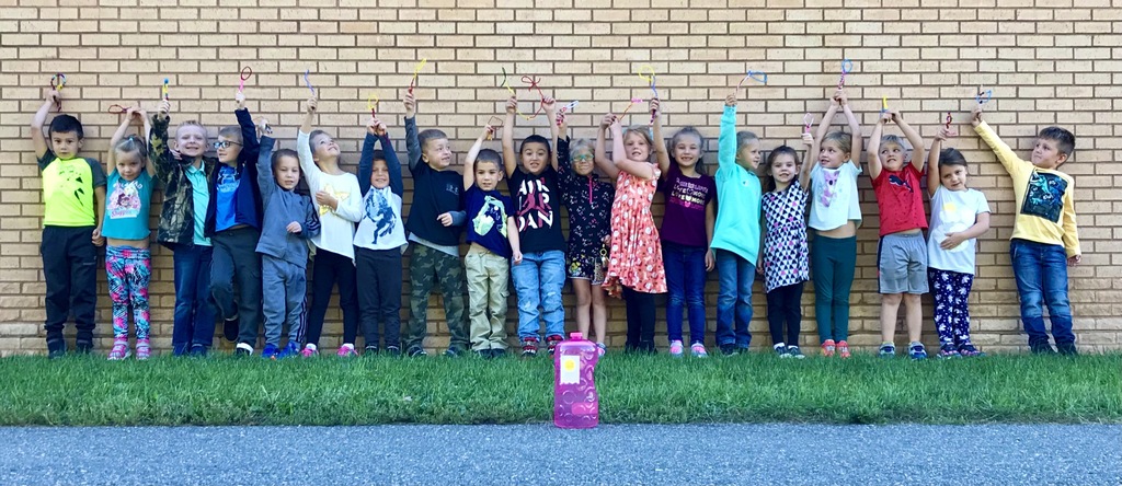 whole class holding up bubble wands