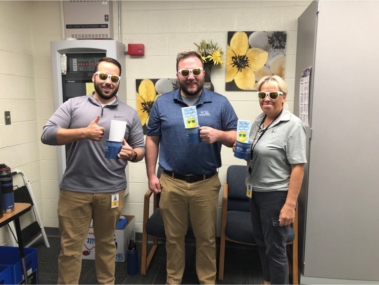 teachers with kctc gifts