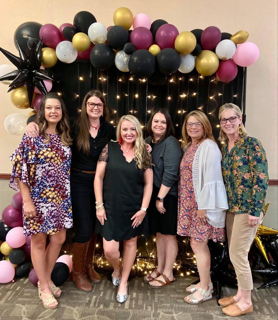 CPS staff members are leaders inside our walls and outside our walls. We are honored to celebrate women in leadership at the Claremore Area Chamber of Commerce Leading Ladies Gala. It is exciting to see a table full of leading ladies from the Claremore Public Schools! Left to Right: LaRonna Hurt - Will Rogers Junior High, Andrea Ratcliff -Westside Elementary, Shanna O'Shields - CPSF, Jennifer Levesque - Westside Elementary, Robyn Foxworth - Project CEEP, Ranetta Eidson - Catalayah Elementary.