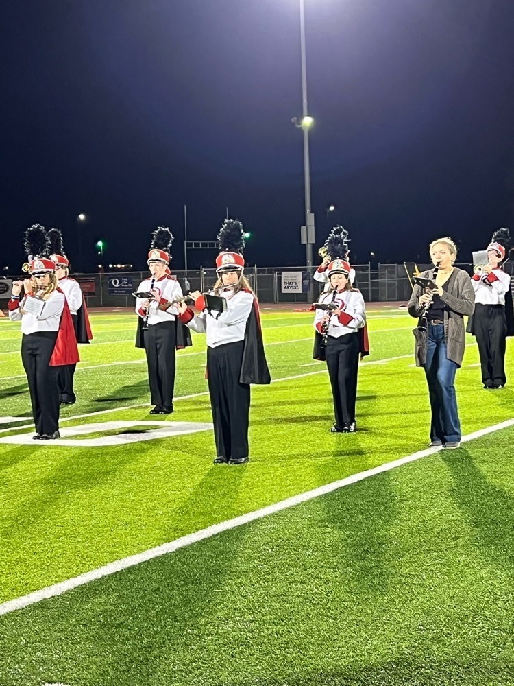 kids playing band 