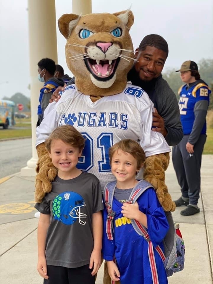 Nothing Like Being a Cougar on Friday Morning at CCPS! Thanks Coaches and Players and Cheerleaders for being great role models 💙💛