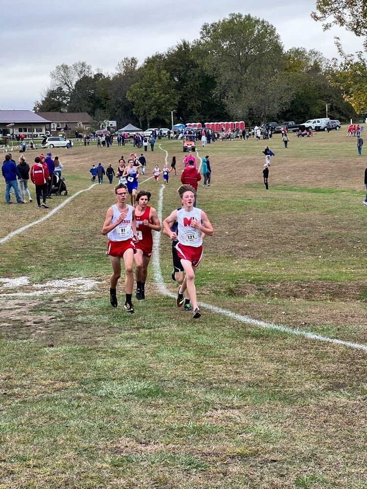 boys running 