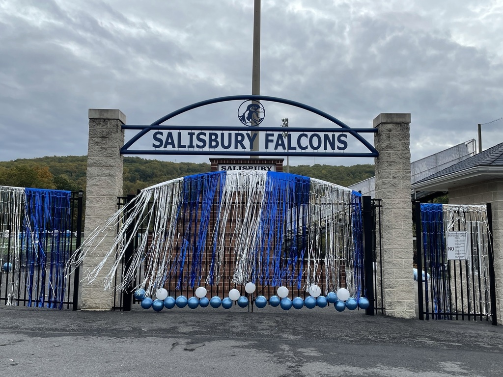Seniors were at the field early this morning decorating.