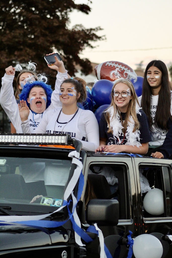 Parade 2